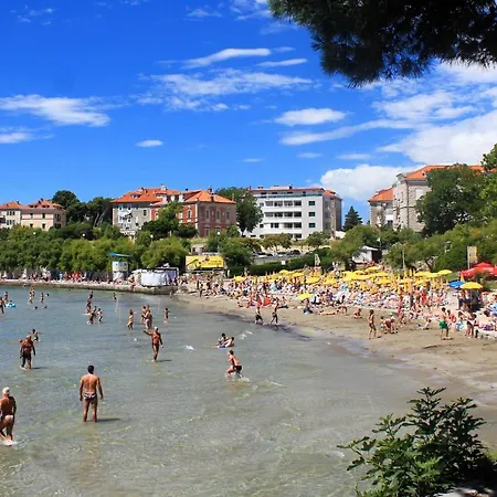 And With Wifi - 18909 3*