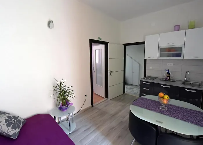 And With Wifi - 18909 3*